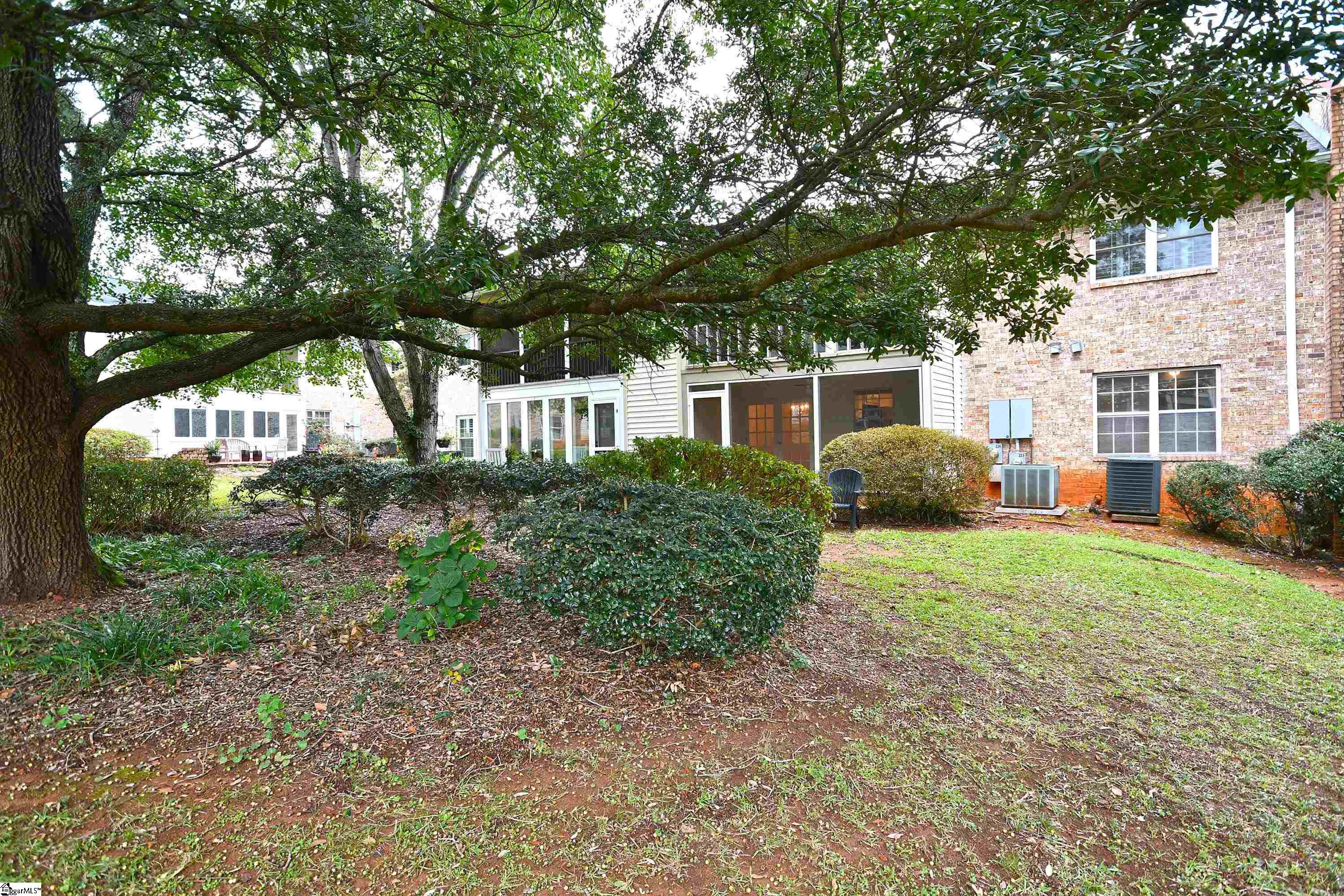 925 Cleveland Street, Unit 225 Greenville, SC 29601 - Photo 20 of 39