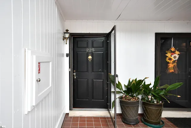 $274,900 | 925 Cleveland Street, Unit 225, Greenville, SC 29601