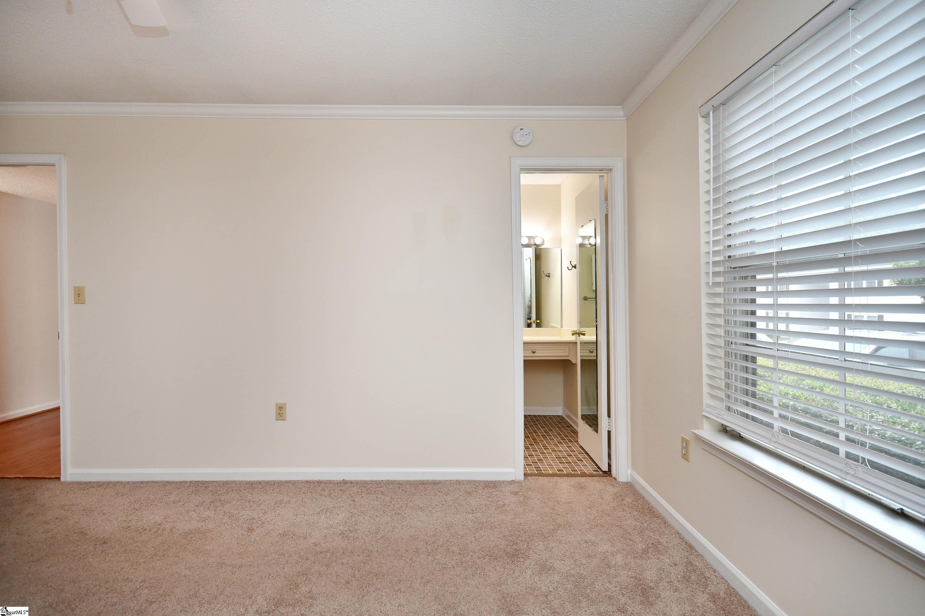 925 Cleveland Street, Unit 225 Greenville, SC 29601 - Photo 21 of 39