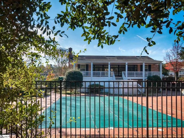 $274,900 | 925 Cleveland Street, Unit 225, Greenville, SC 29601