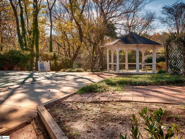 $274,900 | 925 Cleveland Street, Unit 225, Greenville, SC 29601