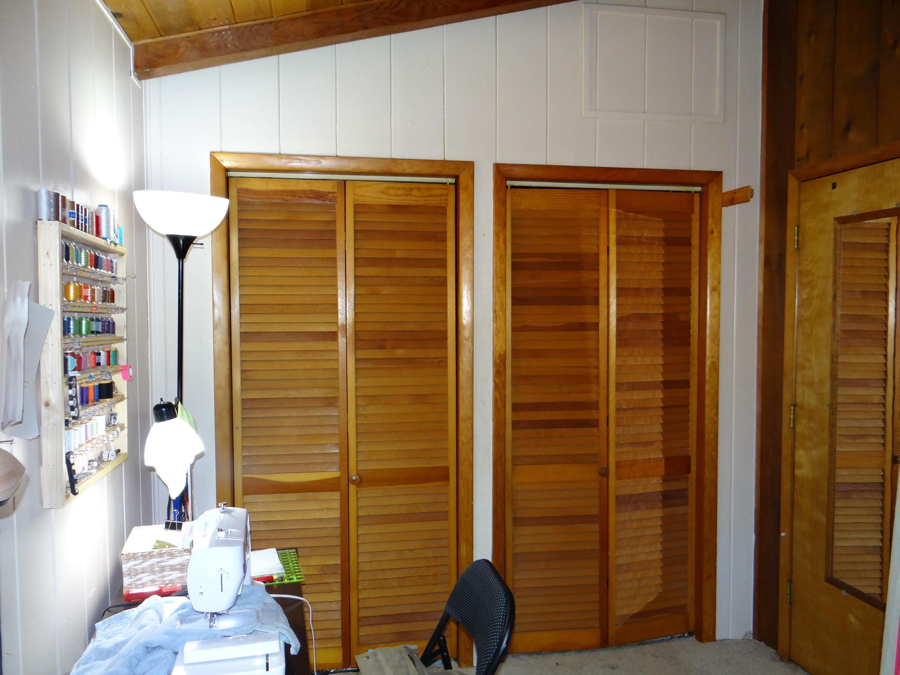16 North New Bridge Road Otis, OR 97368 - Photo 18 of 24 Closet in 2nd Bedroom