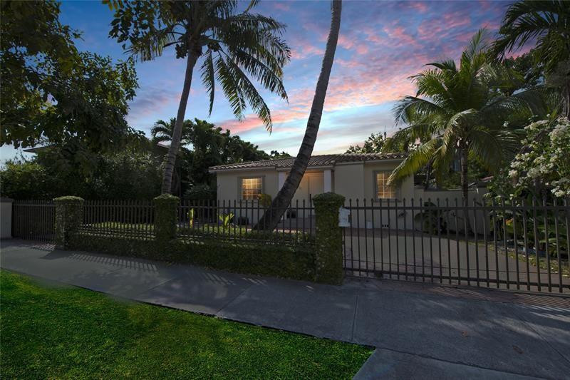 3630 Southwest 16th Street Miami, FL 33145 - Photo 12 of 13 Photo 12