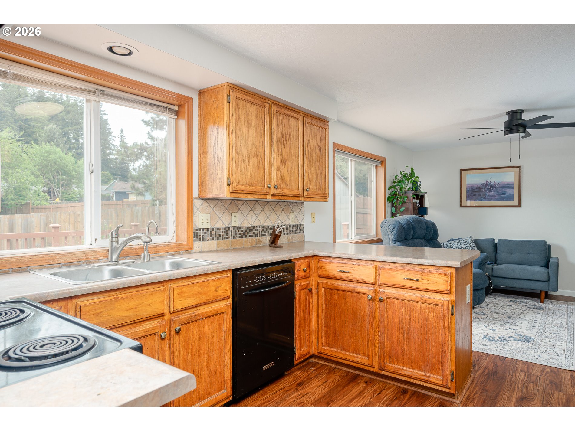 11240 Southeast Cranberry Loop Clackamas, OR 97015 - Photo 12 of 48