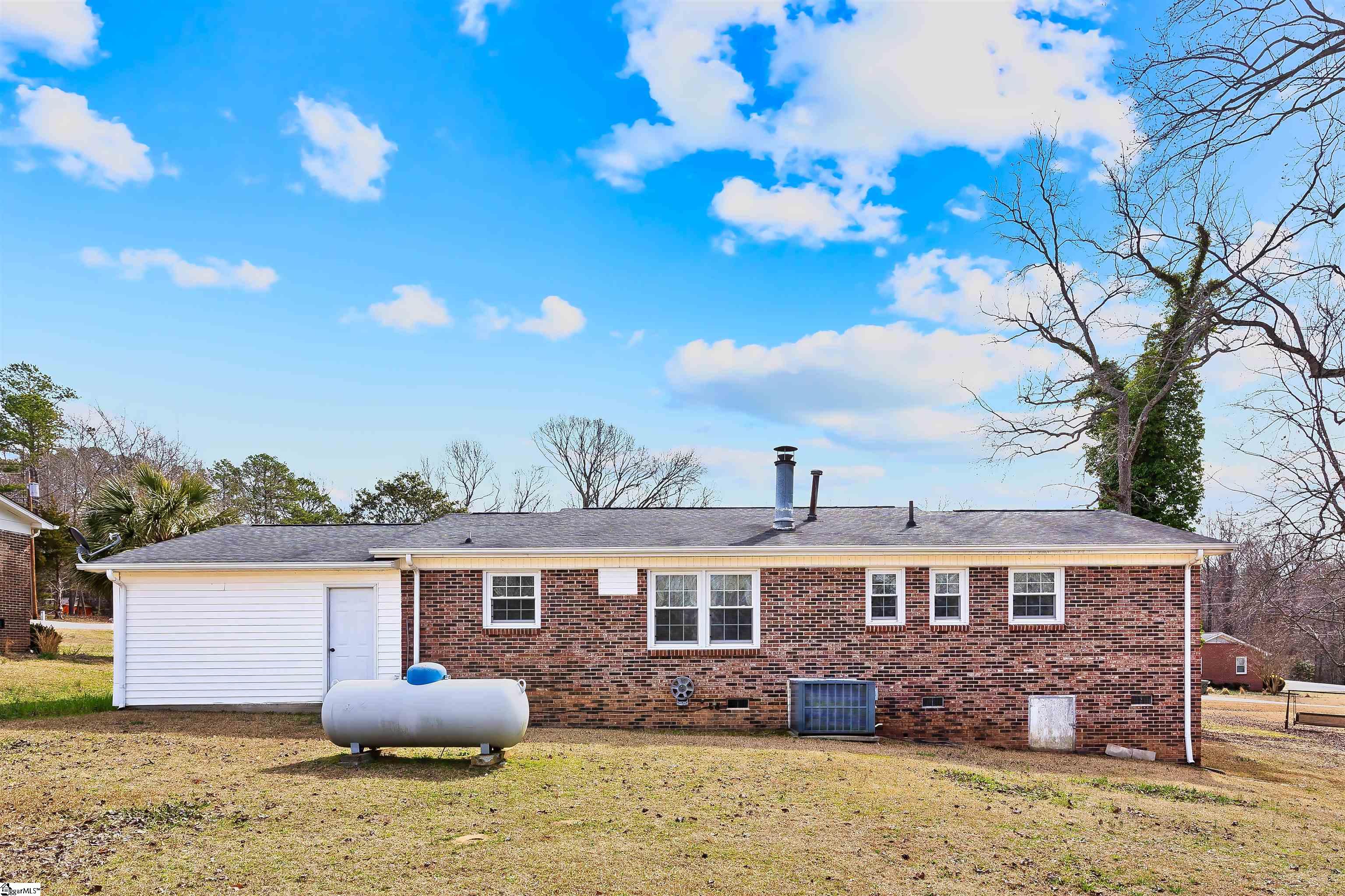 115 State Rd S-44-313 Union, SC 29379 - Photo 5 of 21