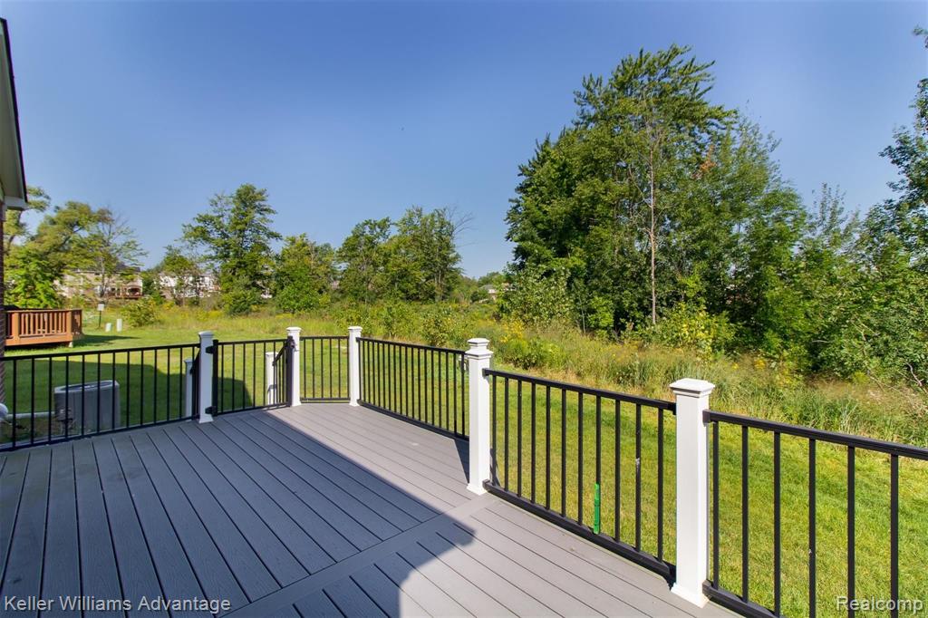 27679 Hartwick Circle Novi, MI 48374 - Photo 49 of 51