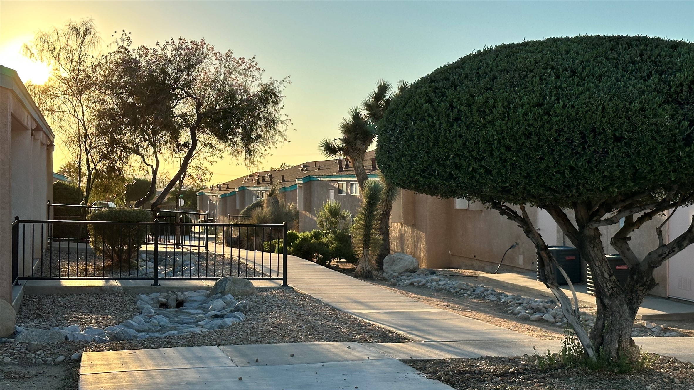 6036 Sunset Road Joshua Tree, CA 92252 - Photo 1 of 12 Gallery Image 1