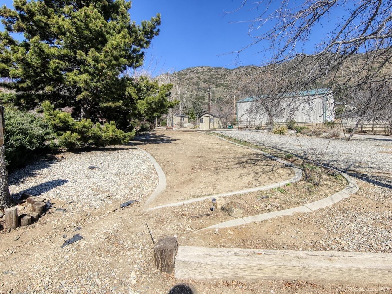 26121 Bear Valley Road Tehachapi, CA 93561 - Photo 54 of 65 Gallery Image 54