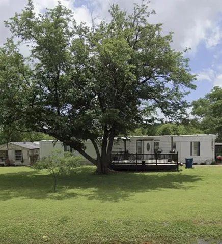 $200,000 | 12805 Oak Grove Road South, Burleson, TX 76028