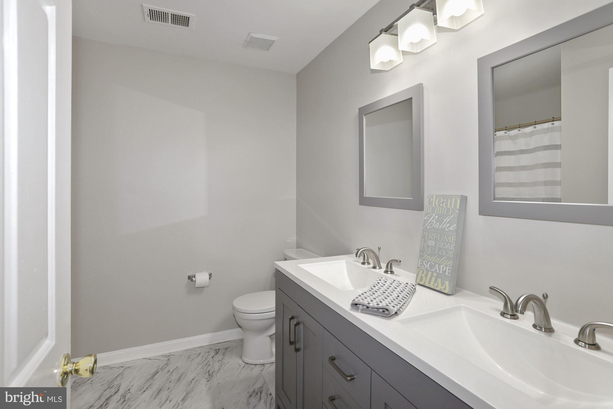 13122 Broadmore Road Silver Spring, MD 20904 - Photo 21 of 45 Primary Bathroom