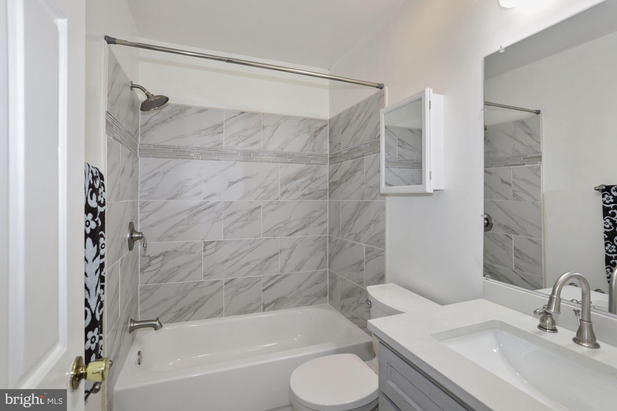 13122 Broadmore Road Silver Spring, MD 20904 - Photo 26 of 45 Upper-Level Full Bathroom
