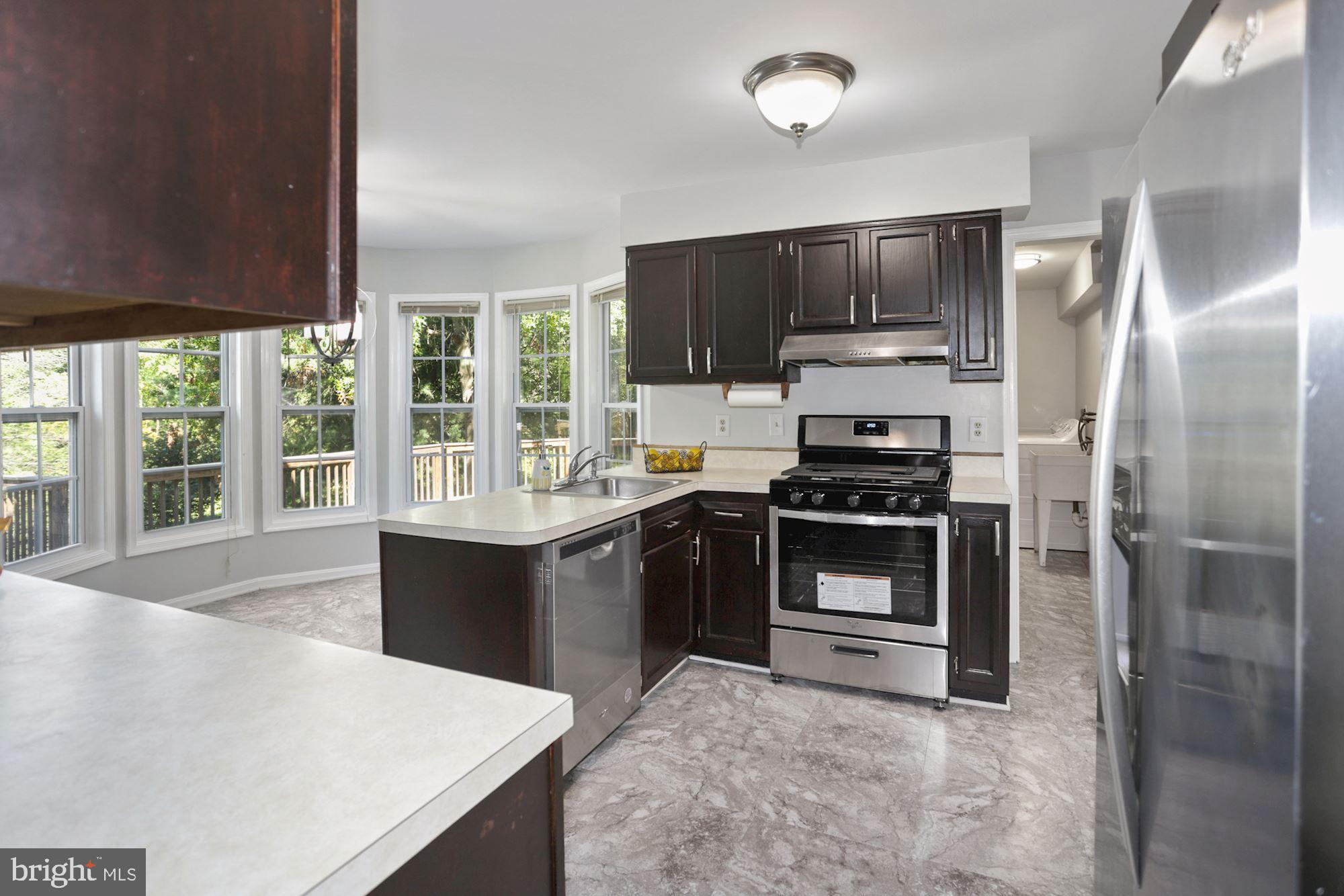 13122 Broadmore Road Silver Spring, MD 20904 - Photo 6 of 45 Kitchen