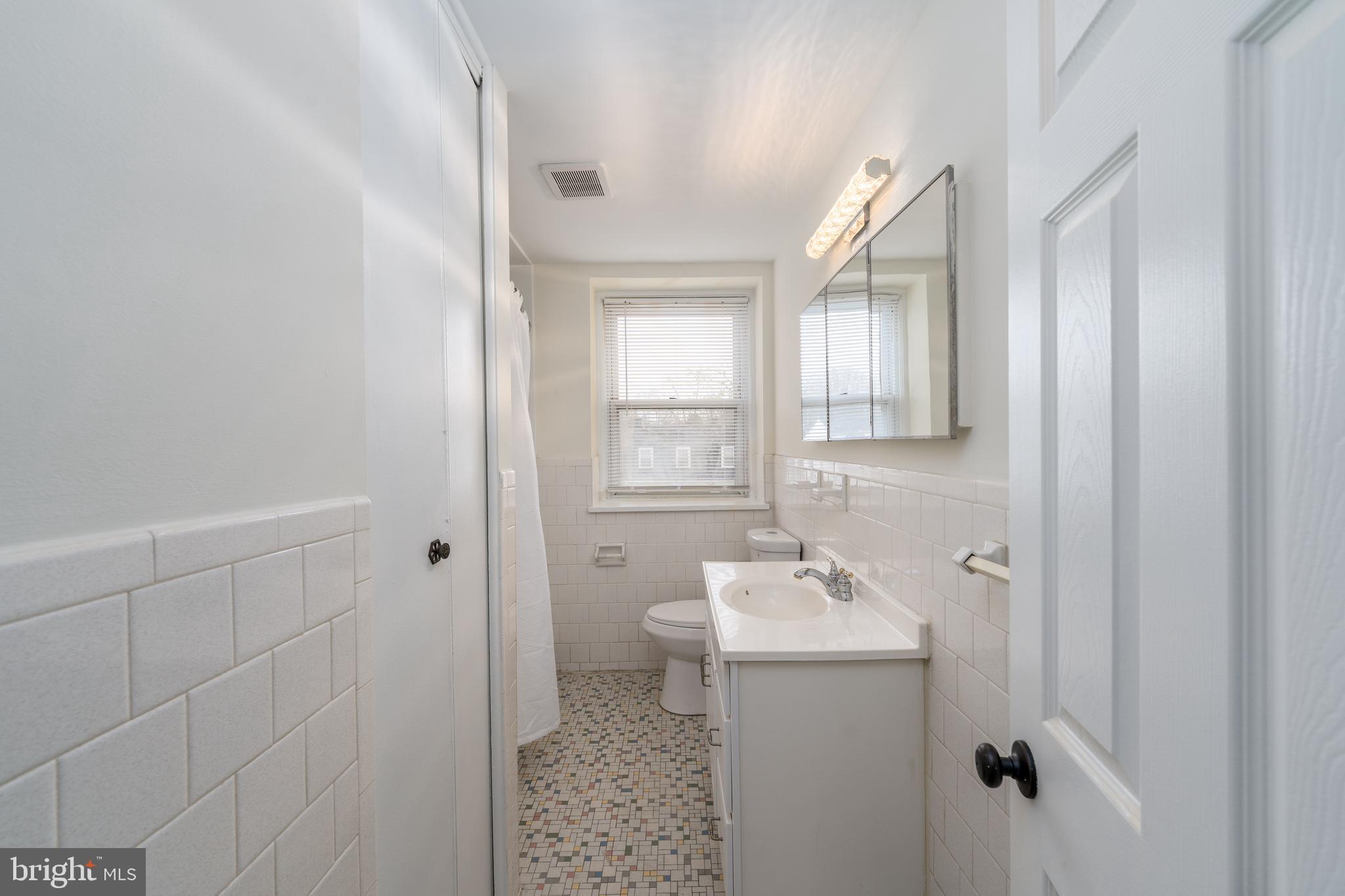 5910 Laclede Road Baltimore, MD 21206 - Photo 24 of 38 Full Bathroom Upstairs