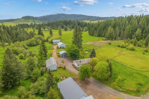 $899,000 | 716 3 Bear Creek Road, Kendrick, ID 83537