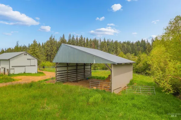 $899,000 | 716 3 Bear Creek Road, Kendrick, ID 83537