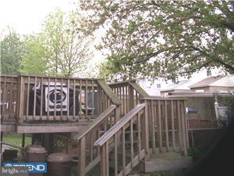 228 Harwicke Road Springfield, PA 19064 - Photo 4 of 6 Deck