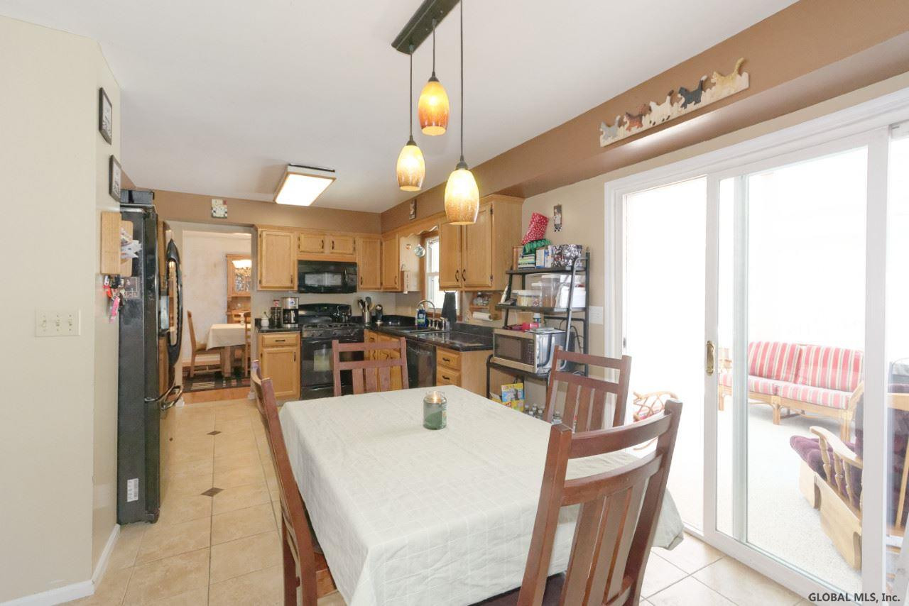 28 Robin Lane Rensselaer, NY 12144 - Photo 13 of 35 Photo 13