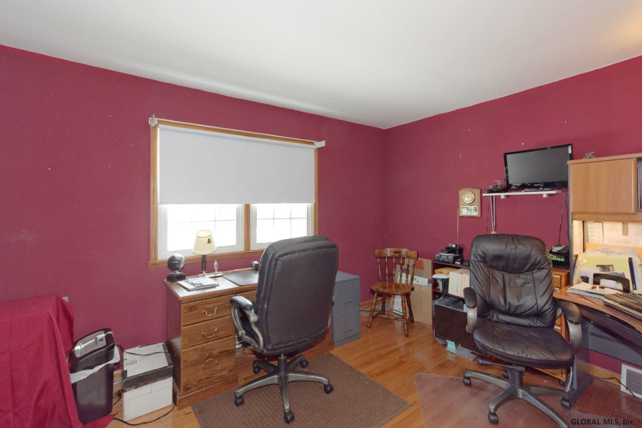 28 Robin Lane Rensselaer, NY 12144 - Photo 20 of 35 Photo 20