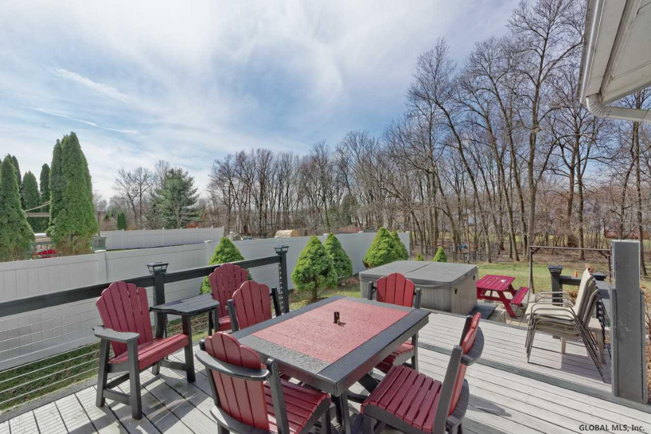 28 Robin Lane Rensselaer, NY 12144 - Photo 30 of 35 Photo 30