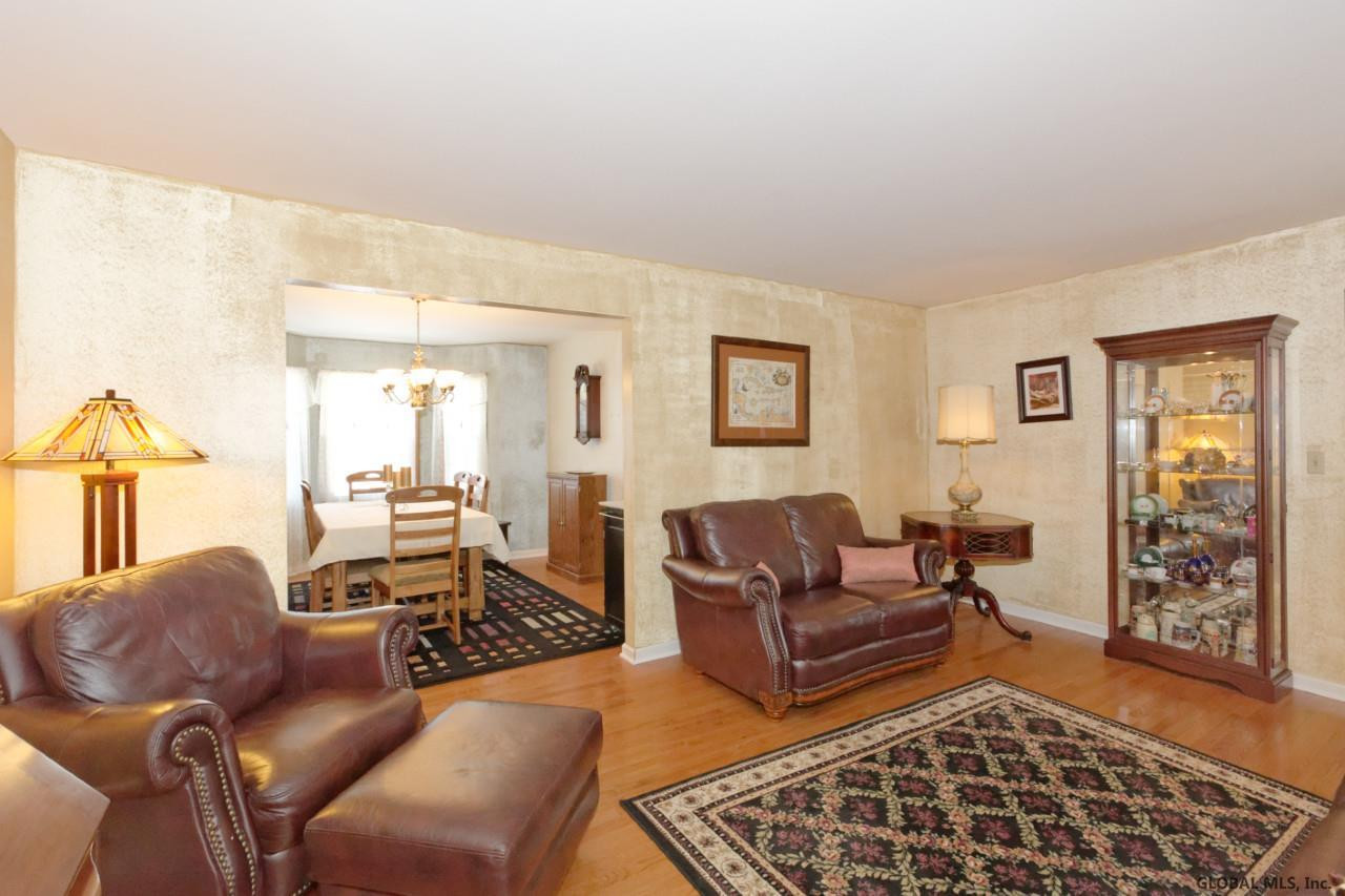 28 Robin Lane Rensselaer, NY 12144 - Photo 6 of 35 Photo 6