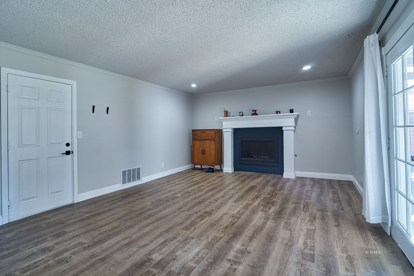 425 South Lincoln Street Ridgecrest, CA 93555 - Photo 17 of 38 Gallery Image 17