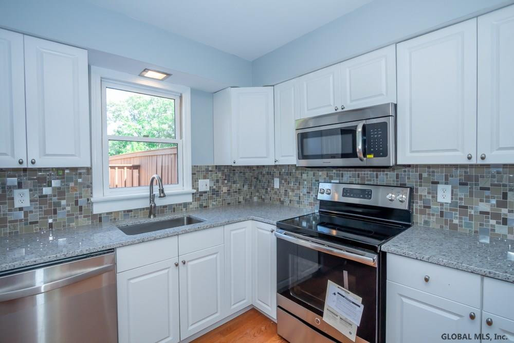 60 Colonial Road Stillwater, NY 12170 - Photo 2 of 38 Photo 2