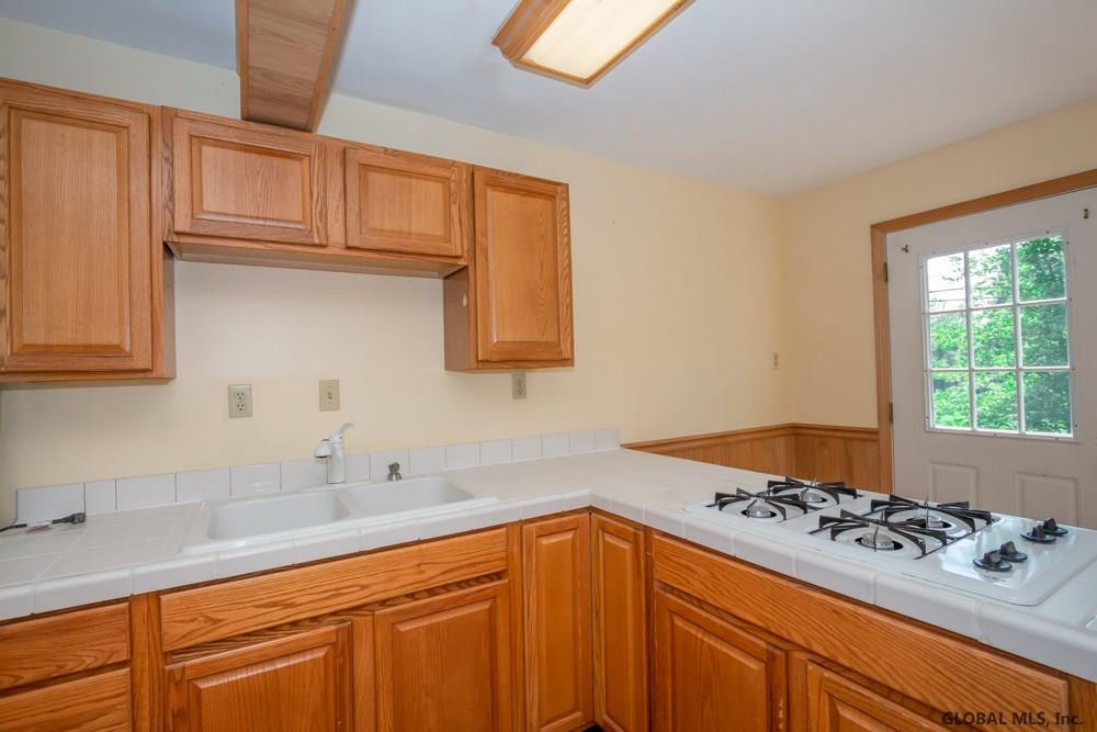 60 Colonial Road Stillwater, NY 12170 - Photo 34 of 38 Photo 34