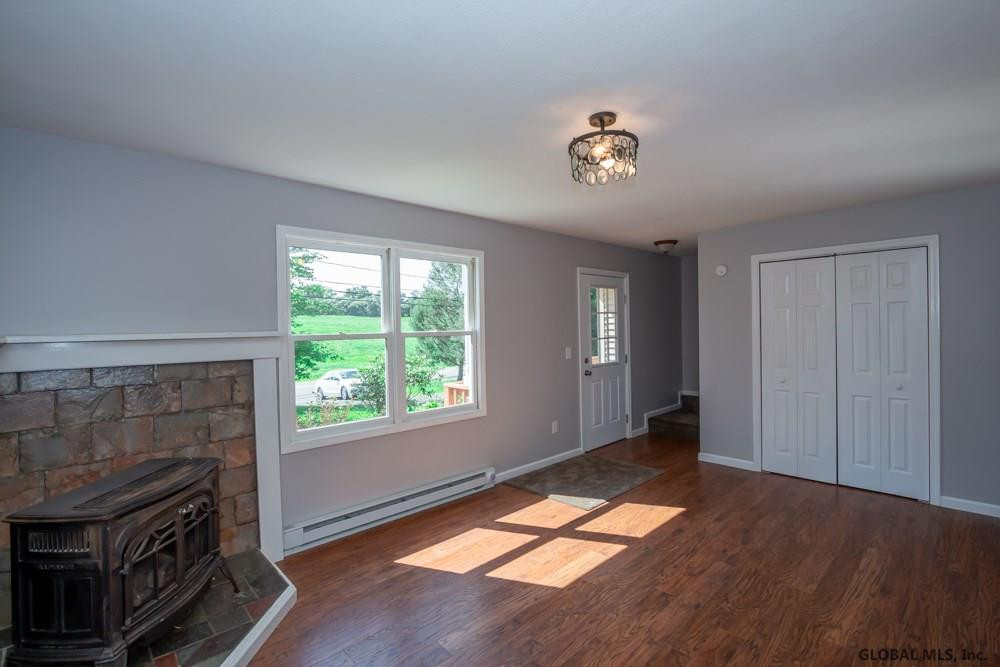 60 Colonial Road Stillwater, NY 12170 - Photo 8 of 38 Photo 8