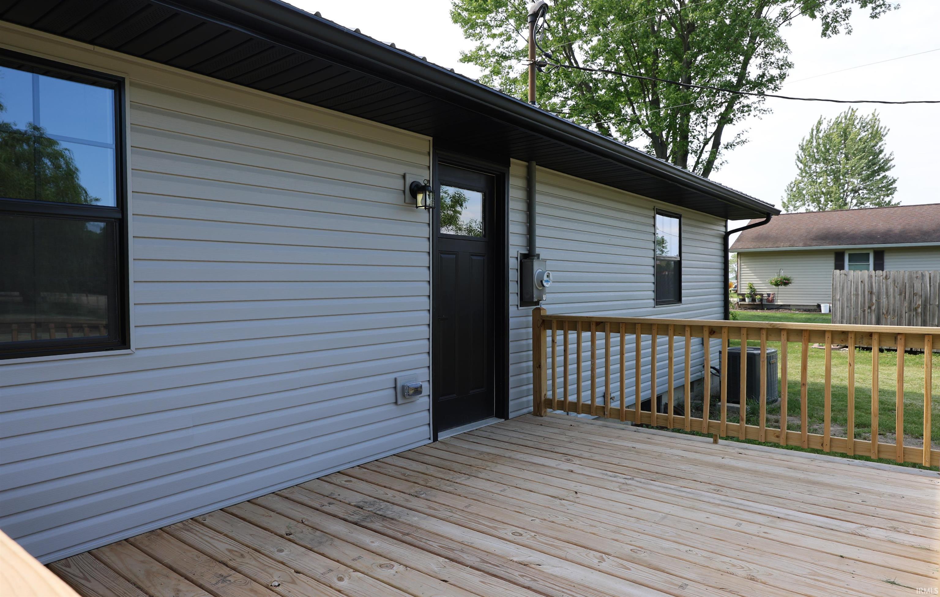 6201 Highway 101 Decatur, IN 46733 - Photo 5 of 27