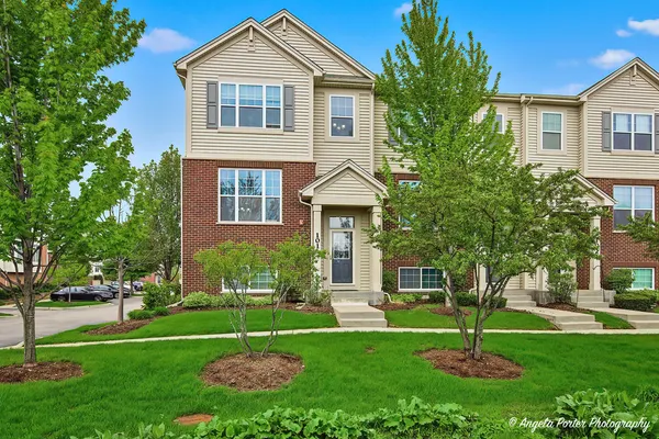 $3,750 | 101 Lexington Lane, Rolling Meadows, IL 60008