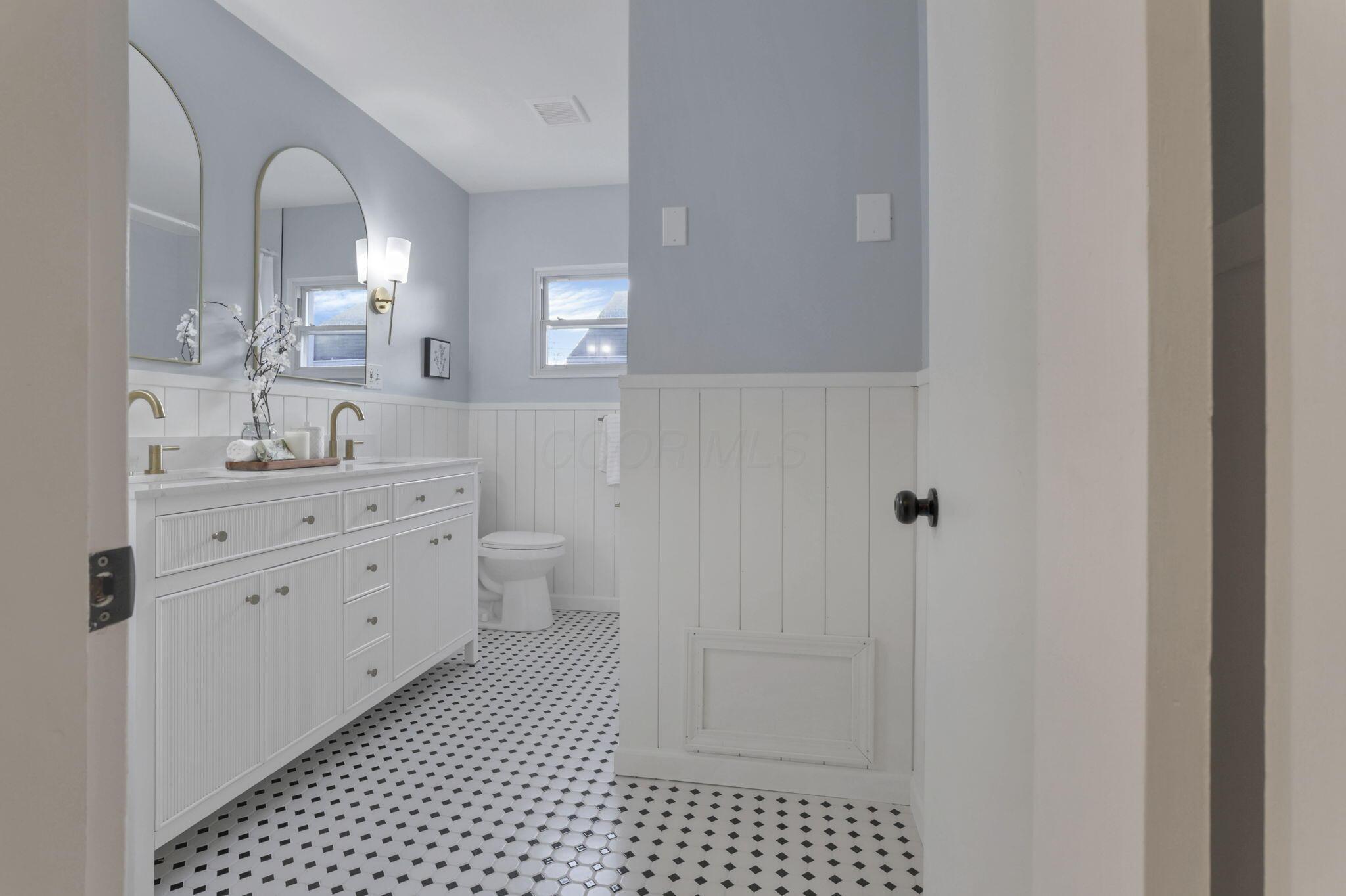 120 Edgevale Road Columbus, OH 43209 - Photo 30 of 50 42-web-or-mls-011A5450