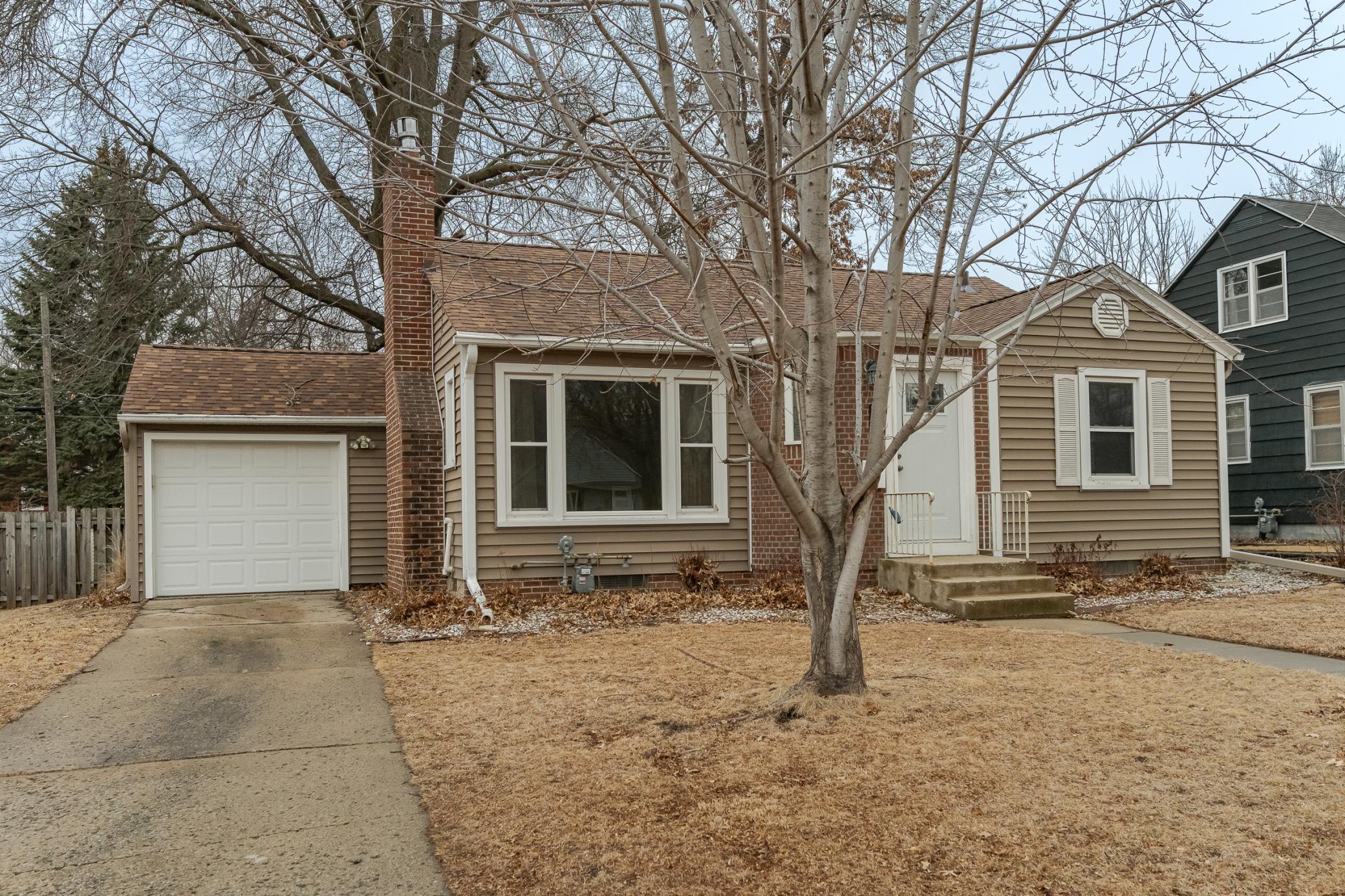 1207 9th Avenue Northwest Rochester, MN 55901 - Photo 1 of 1 Gallery Image 1