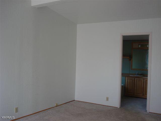 100 Martin Road Toppenish, WA 98948 - Photo 11 of 14 a view of an empty room