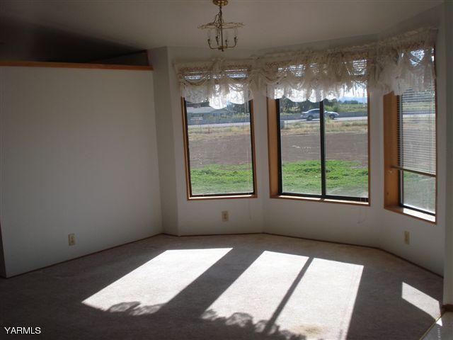 100 Martin Road Toppenish, WA 98948 - Photo 6 of 14 a view of entryway and hall with a window