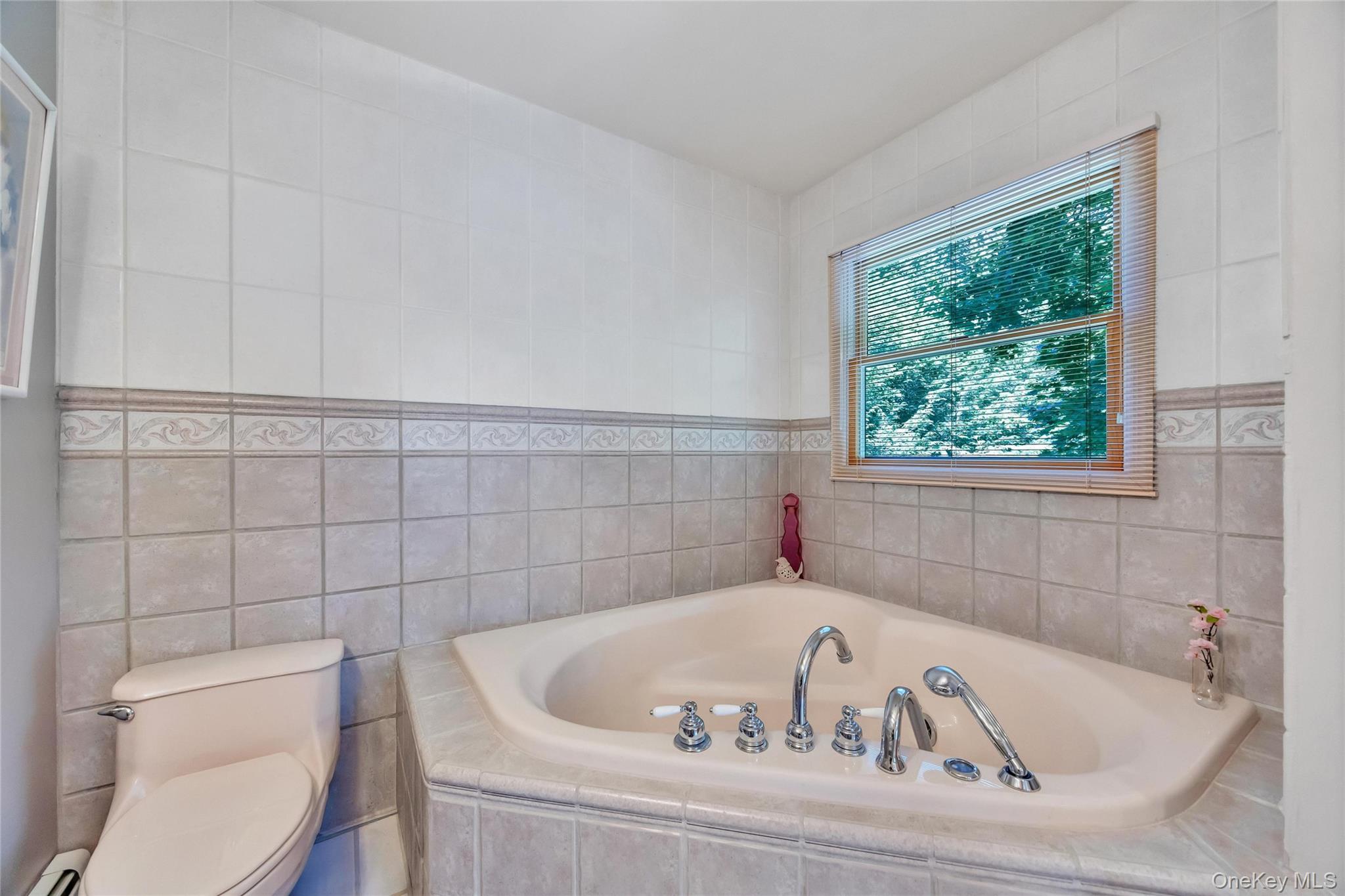 139 Wood Road Centereach, NY 11720 - Photo 20 of 46