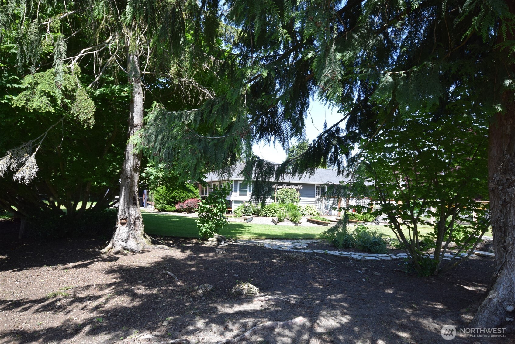 42 Ioka Road Sequim, WA 98382 - Photo 4 of 40