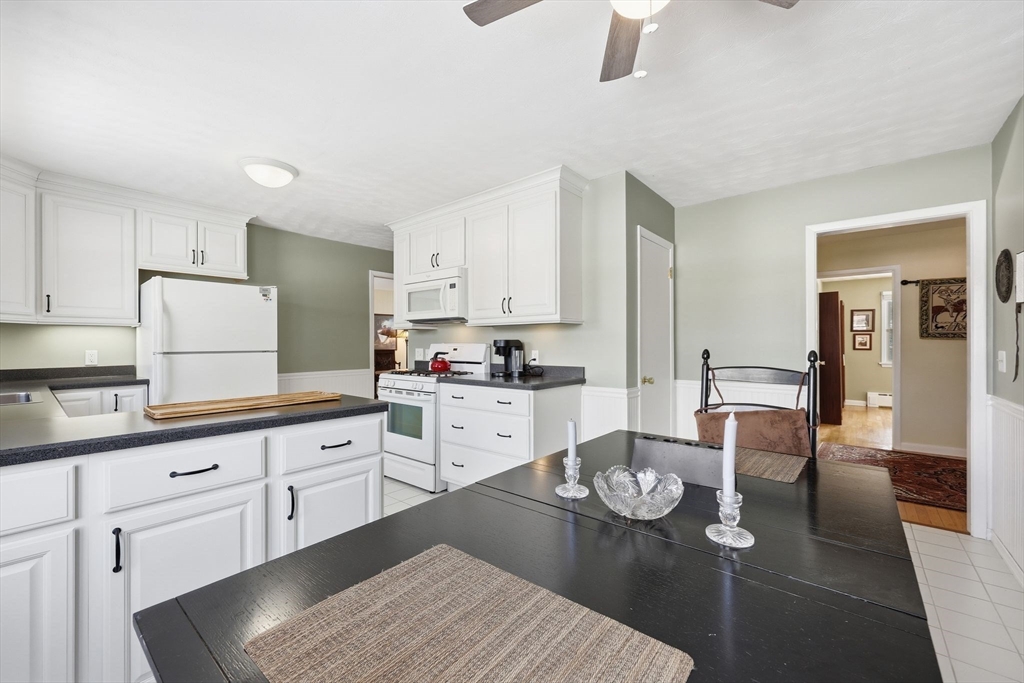 112 Grassy Gutter Road Longmeadow, MA 01106 - Photo 13 of 35