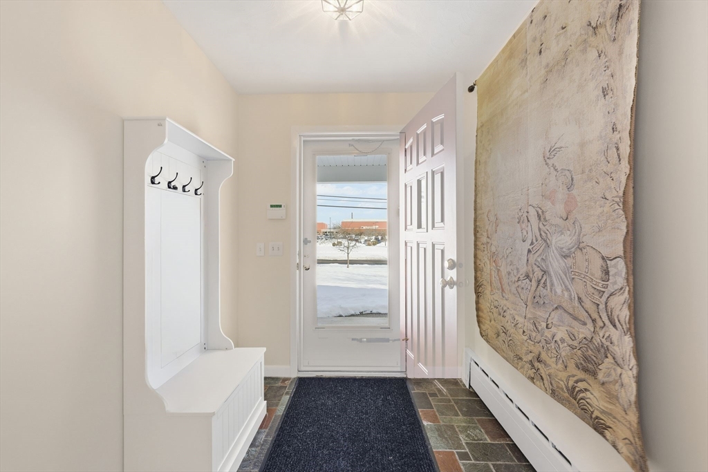 112 Grassy Gutter Road Longmeadow, MA 01106 - Photo 3 of 35