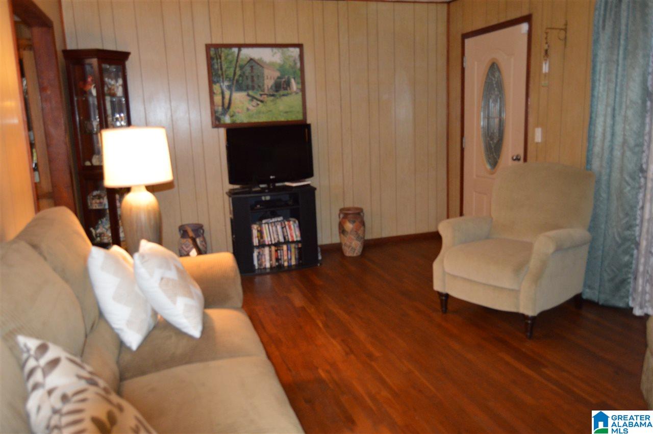 8850 Central Road Warrior, AL 35180 - Photo 6 of 31