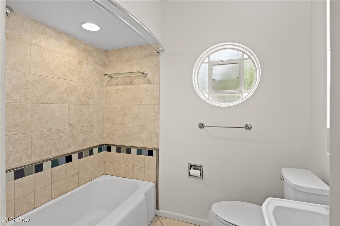 160 Hampshire Road Akron, OH 44313 - Photo 24 of 50 Gallery Image 24