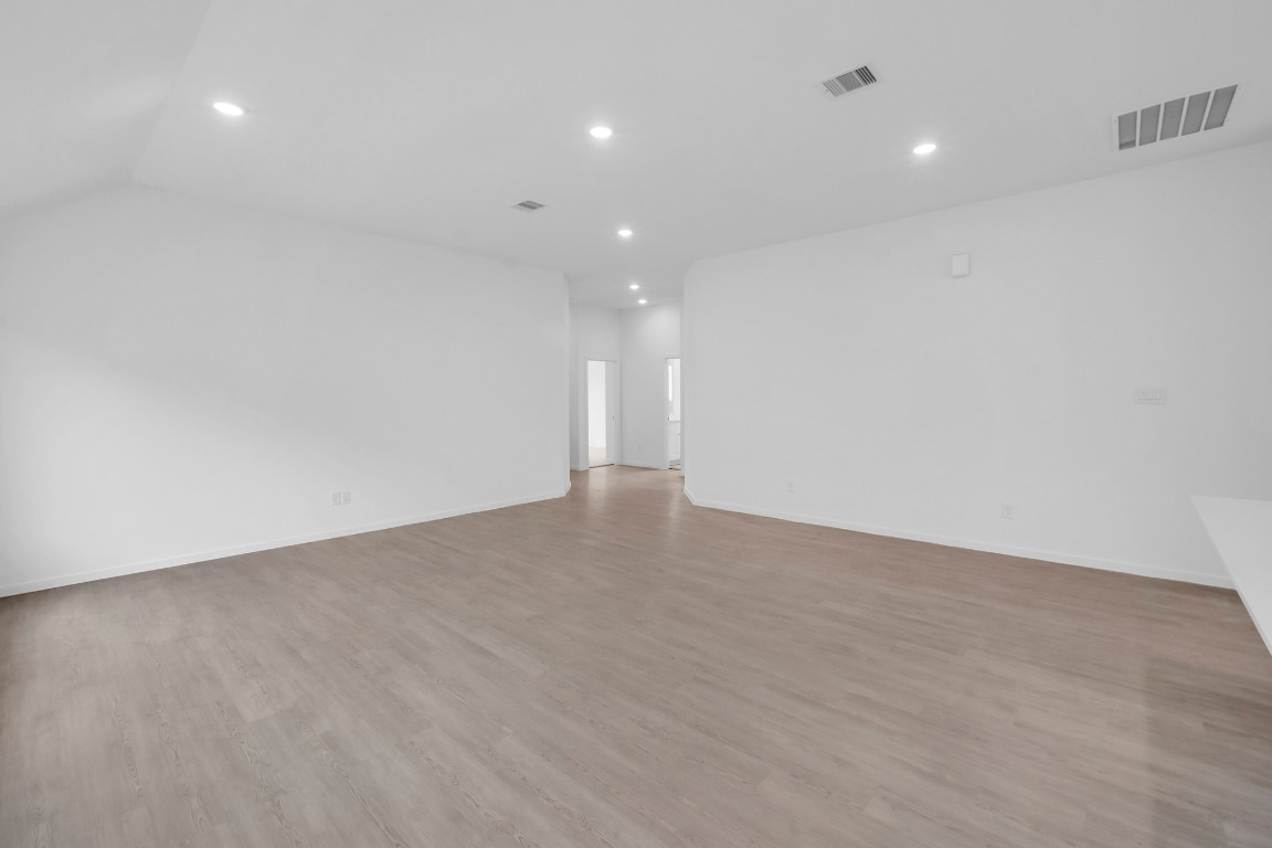 3503 Atlas Pt Lane Angleton, TX 77515 - Photo 10 of 16 **Photos are representative only. This is not the actual homesite.**