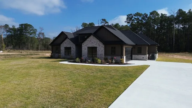 $635,500 | 15021 Tybee Lane, Conroe, TX 77306