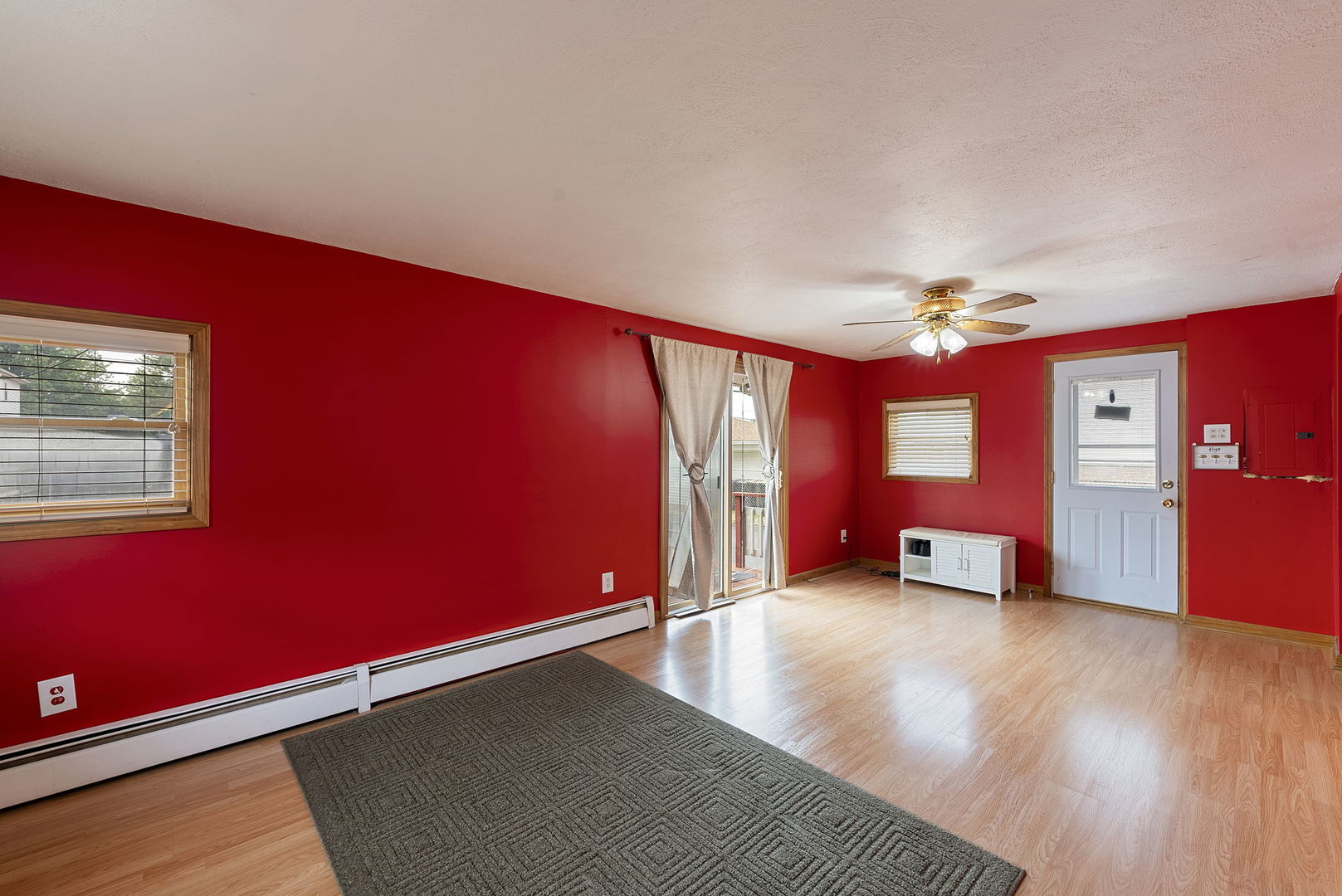 10608 Moody Avenue Chicago Ridge, IL 60415 - Photo 12 of 38
