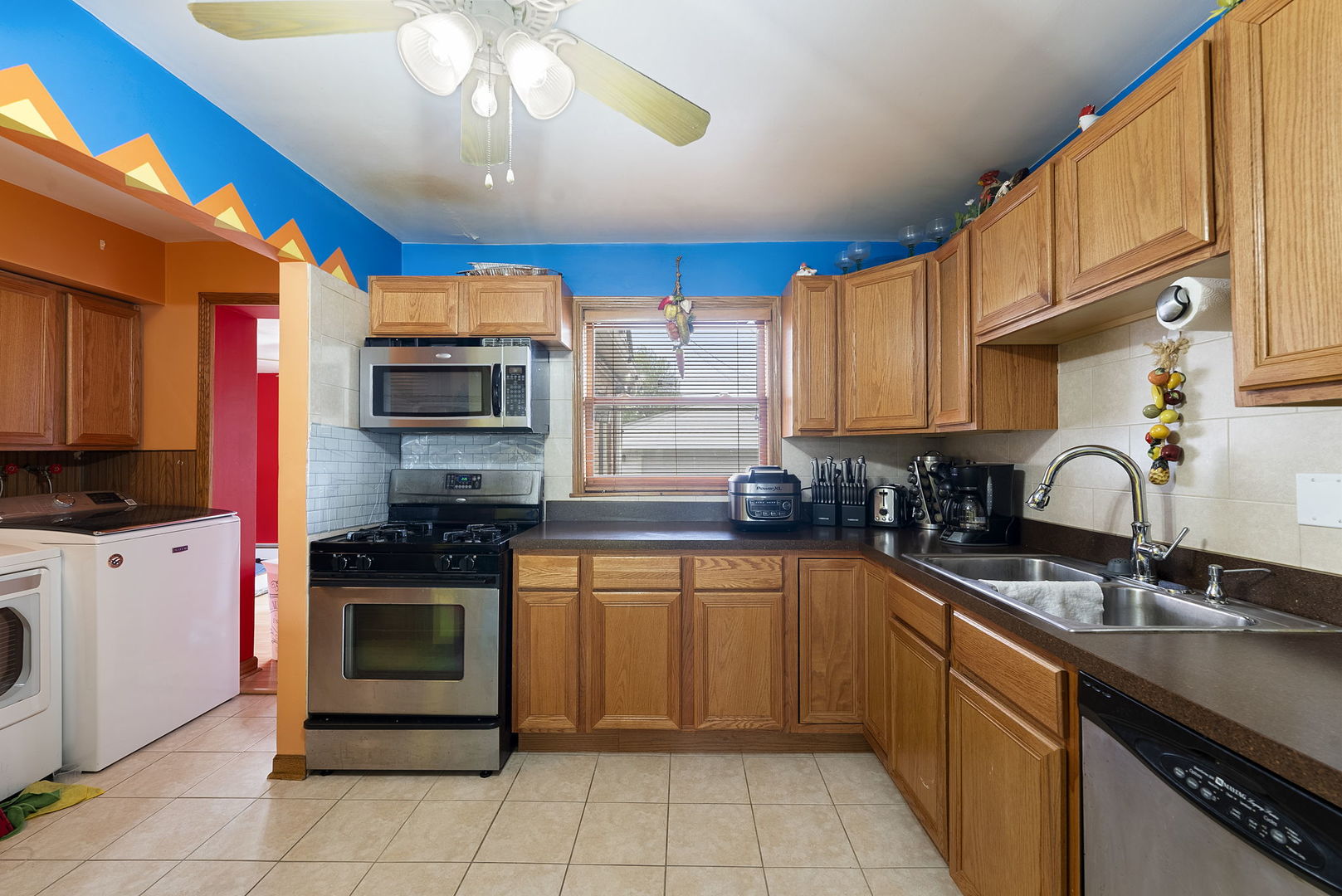 10608 Moody Avenue Chicago Ridge, IL 60415 - Photo 5 of 38