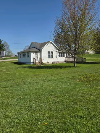 $128,000 | 525 West Water Street, Shullsburg, WI 53586
