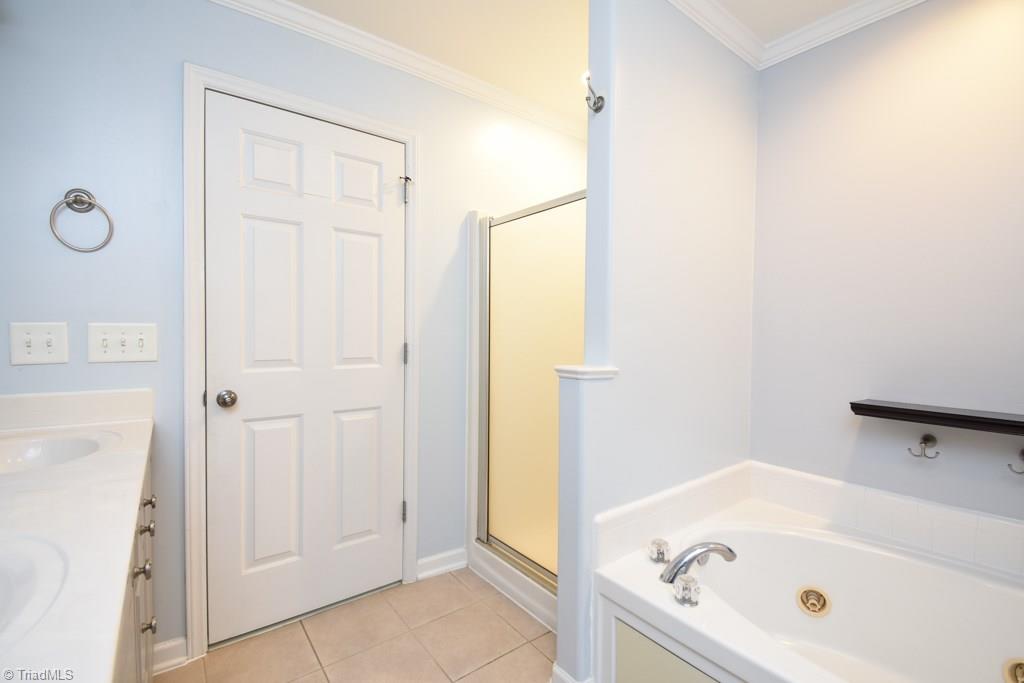 647 Barrocliff Road Clemmons, NC 27012 - Photo 13 of 25 Gallery Image 13