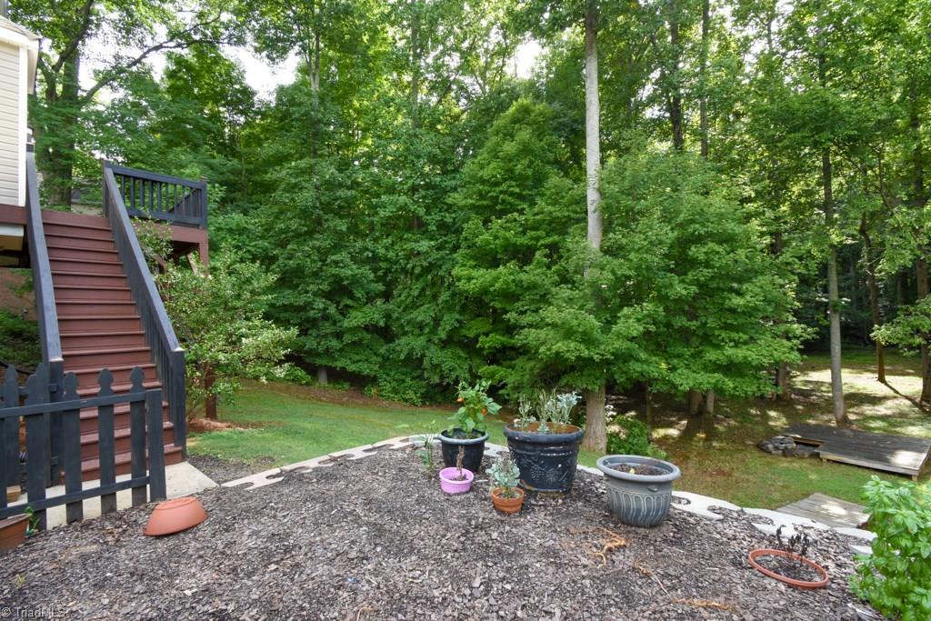 647 Barrocliff Road Clemmons, NC 27012 - Photo 23 of 25 Gallery Image 23