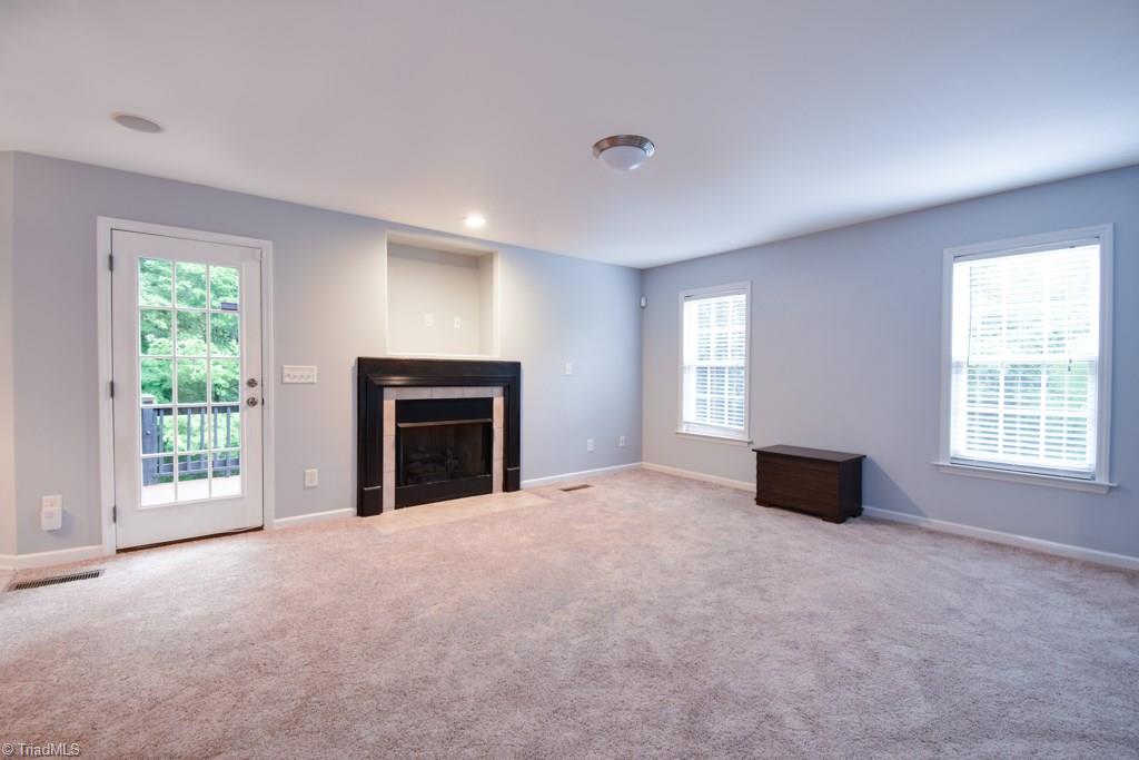 647 Barrocliff Road Clemmons, NC 27012 - Photo 8 of 25 Gallery Image 8