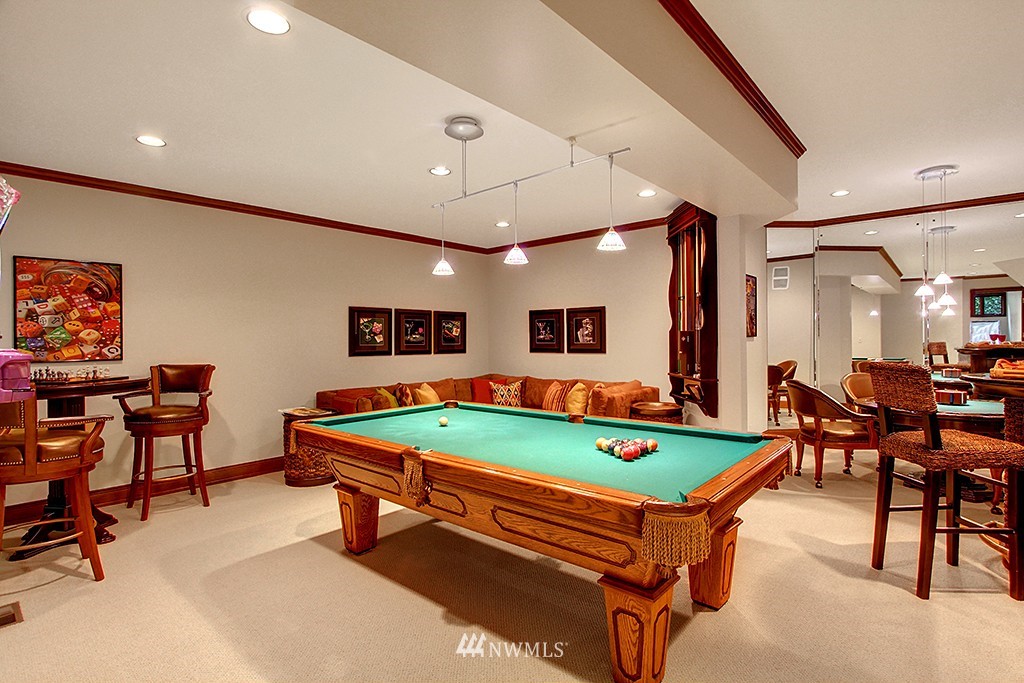 1215 Evergreen Point Road Medina, WA 98039 - Photo 19 of 25 Gallery Image 19