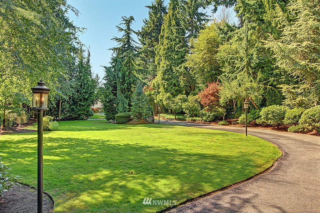 1215 Evergreen Point Road Medina, WA 98039 - Photo 20 of 25 Gallery Image 20